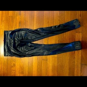 Spans Faux Leather Leggings- medium